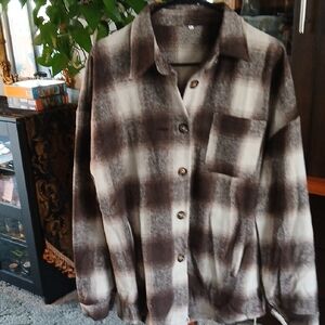 NWT Plaid Women's Jacket in Brown and Cream